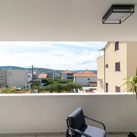 Appartement Natura Apartment-new Modern With View & Two Free Parking Spaces-10 Min Walk To Old Town
